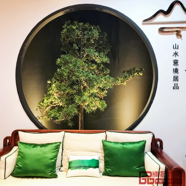 新中式软装中加上一抹草地绿带来盎然新意